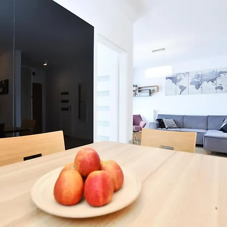 Navigator Port-nadmorskie Tarasy Brilliant 613 * Kolobřeh